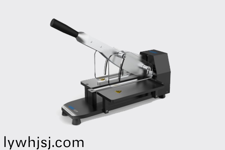 手(shou)動(dòng)(dong)精密(mi)裁(cai)樣(yang)器(qi) LC-3S